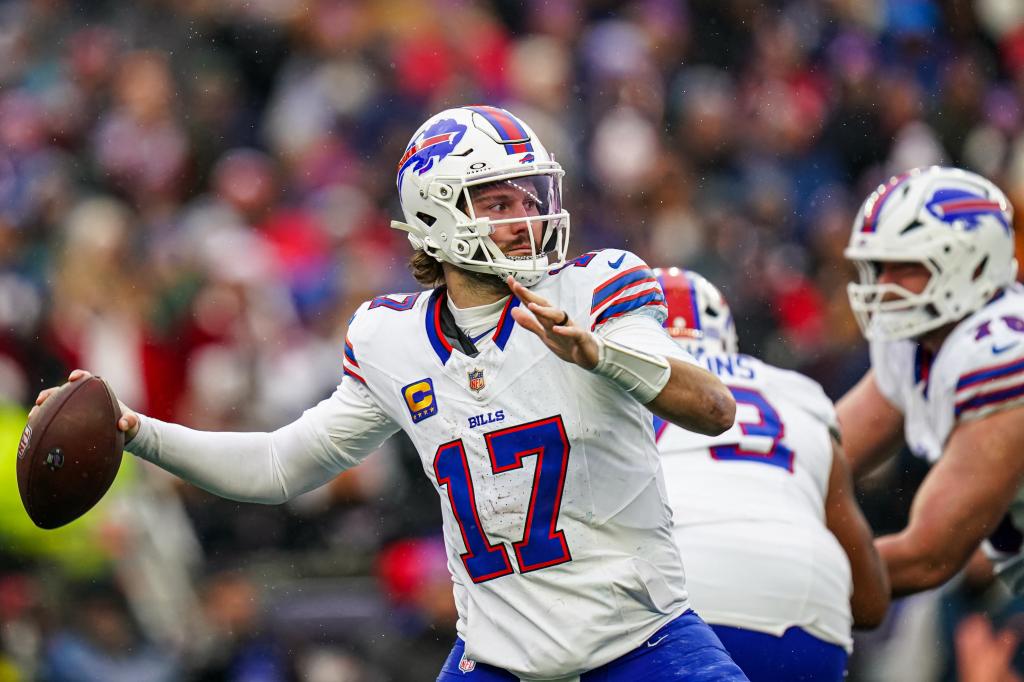 Bills favored by 10, Saints favored by 4 in Week 16 NFL betting picks