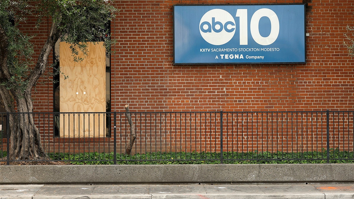 Man accused of firing at Sacramento ABC station tied to Epstein note, officials say