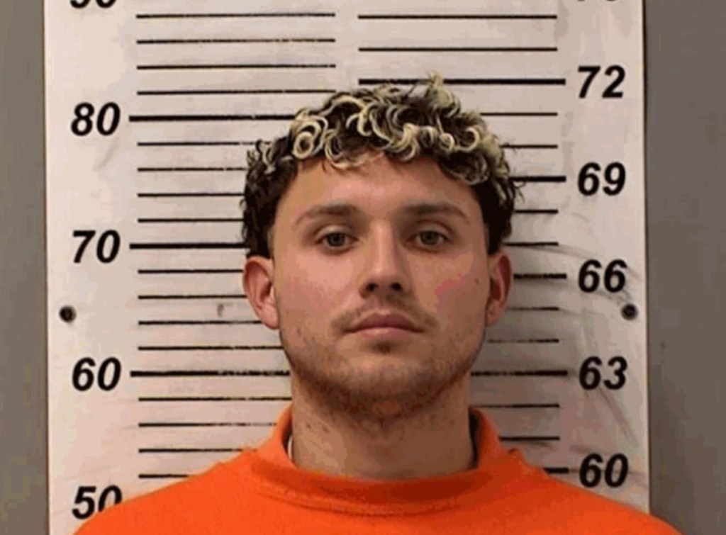 Venezuela-born man pleads guilty to posing as Ohio high school student, faces up to 30 years in federal prison