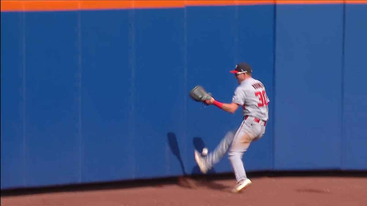 Nationals' Jacob Young makes one of the wildest catches in baseball to spark social media frenzy