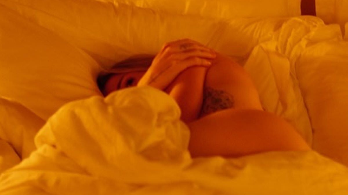 Ellie Goulding’s new romance deepens as Beau Minniear posts racy image