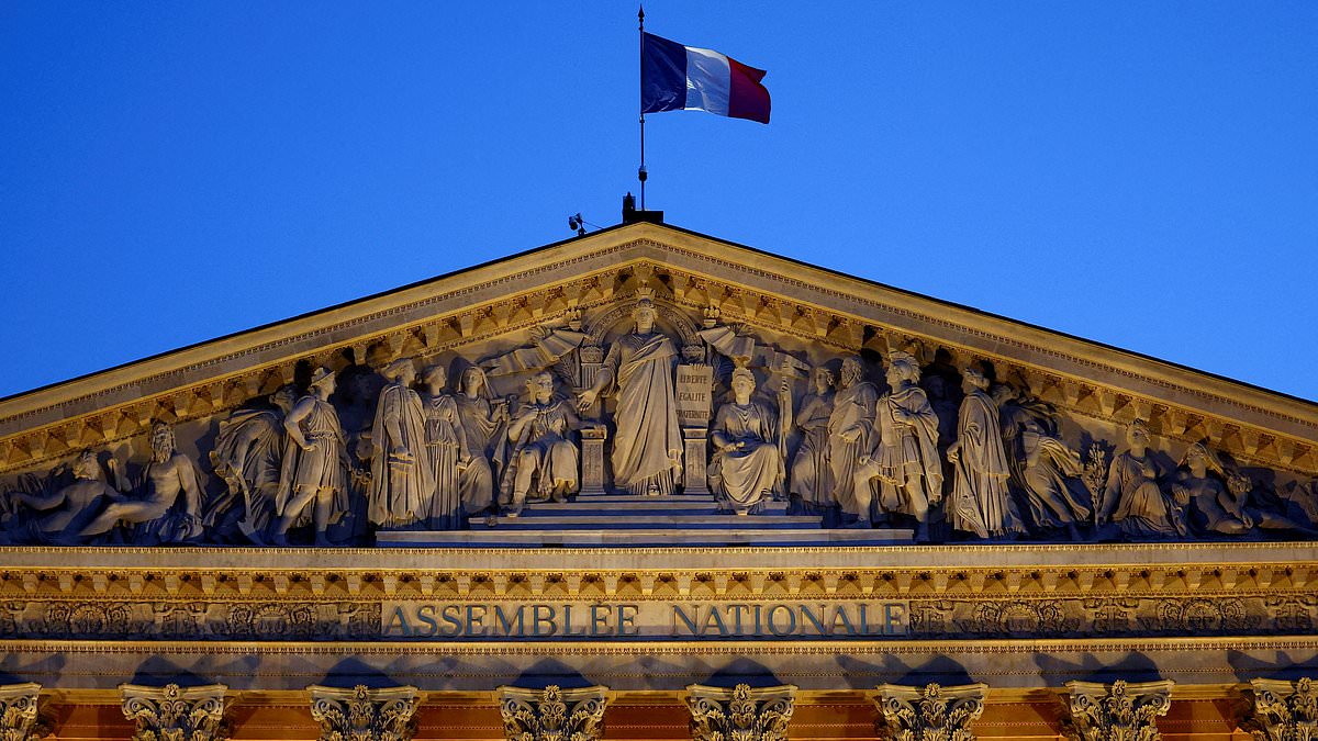 France to require civic examination for multi-year residency starting 2026