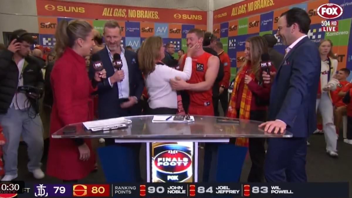 Rowell's mum interrupts TV interview after Gold Coast's one-point finals win over Fremantle