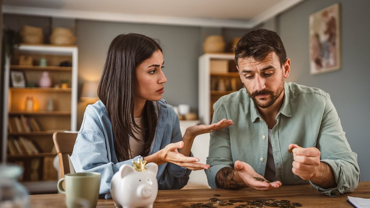 Nearly half of couples view joint bank accounts as outdated, Moneyfarm finds