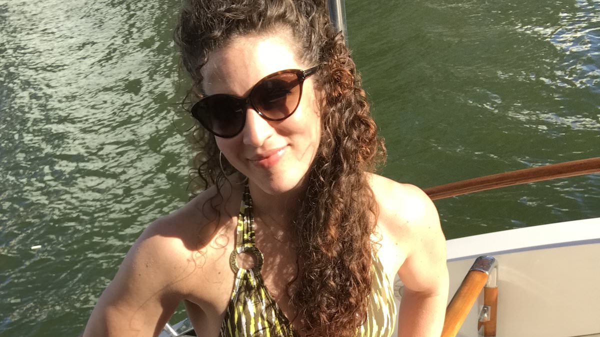 New York Trader Who Worked at Ground Zero After 9/11 Diagnosed With Aggressive Breast Cancer