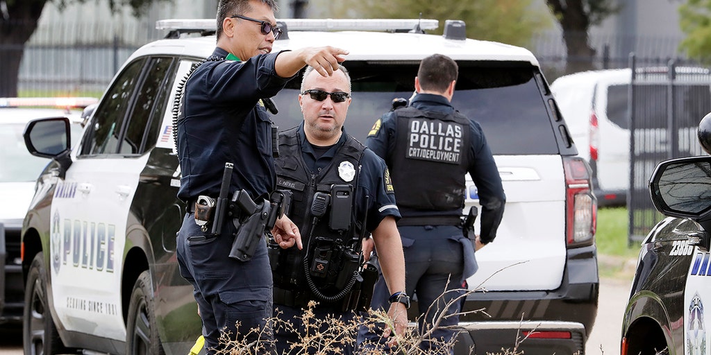 Scene of investigation at Dallas ICE facility