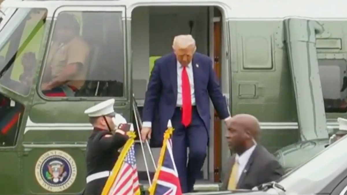 Trump forced to switch helicopters after Marine One suffers minor hydraulic issue in the UK