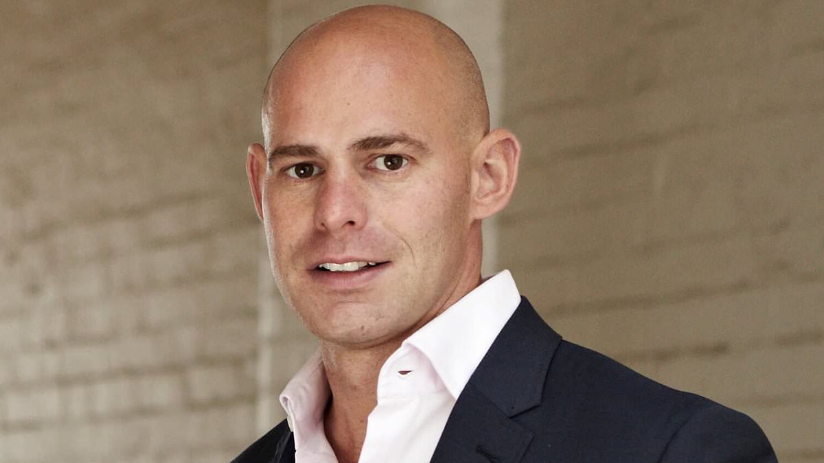 Recruitment chief warns of UK jobs recession and urges 'pro‑jobs' Autumn Budget