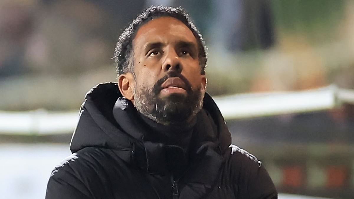 Scottish football’s old guard in flux as league title race tightens