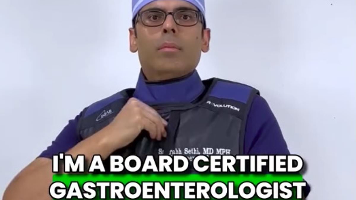 Doctor urges five-minute toilet timer as doom-scrolling linked to hemorrhoids