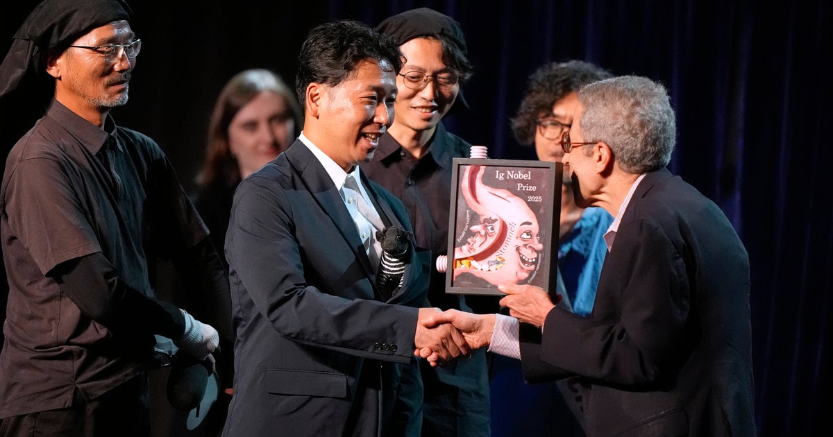 Ig Nobel prizes honor quirky science at Boston ceremony