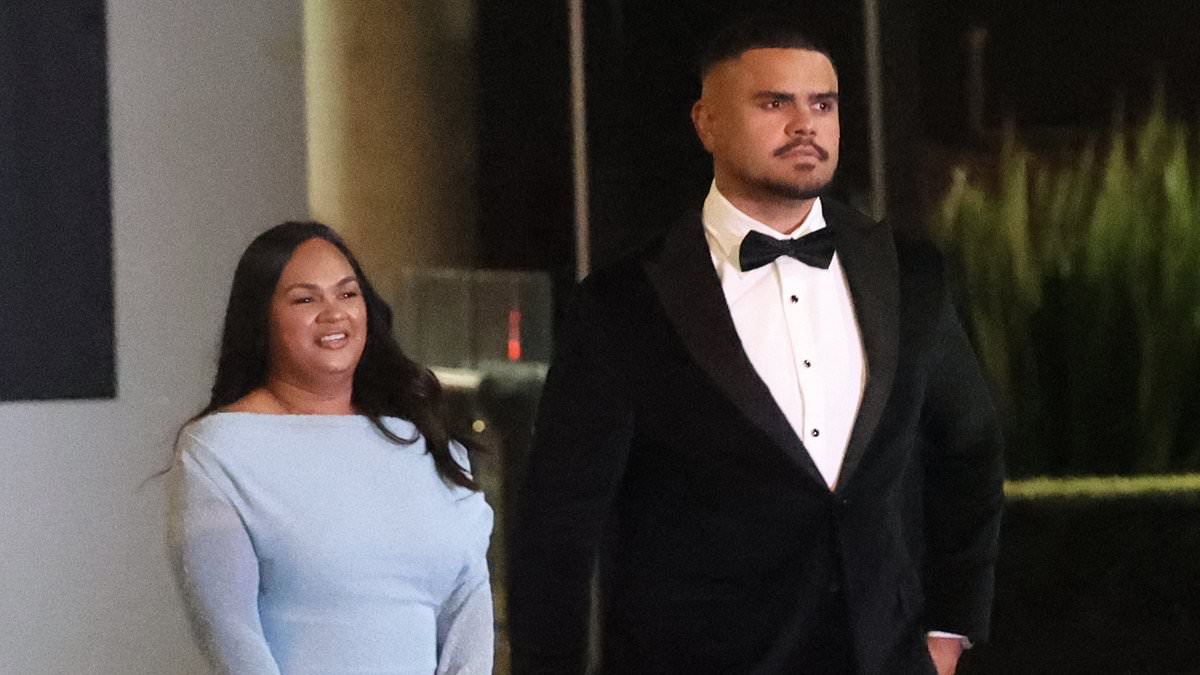 Jai Arrow breaks down as he wins South Sydney’s George Piggins Medal at Rabbitohs awards night