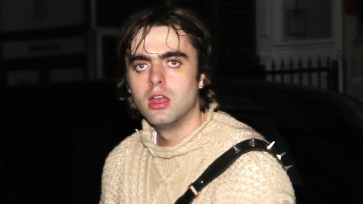 Oasis close UK dates as Liam and Noel Gallagher headline Wembley; Lennon and Gene Gallagher party in Chelsea afterward