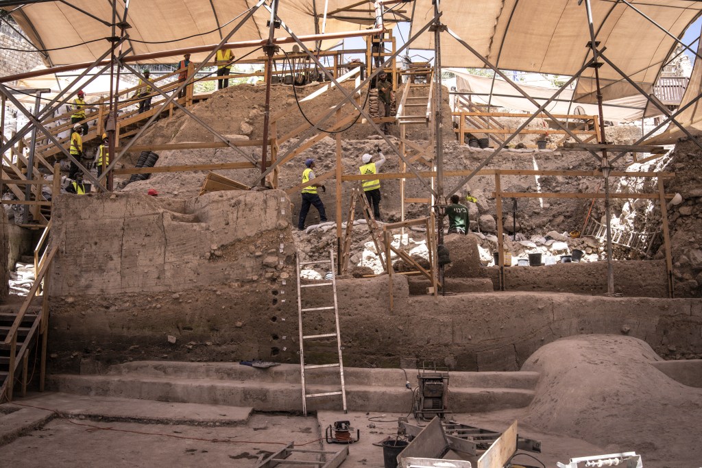 Archaeologists Unearth 2,800-Year-Old Dam Near Jerusalem’s Pool of Siloam