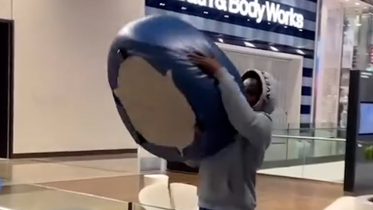 UK teen jailed eight months after hurling 15kg seat from Westfield Stratford