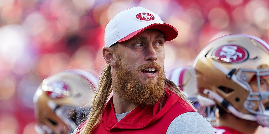 Kittle watching from the sideline