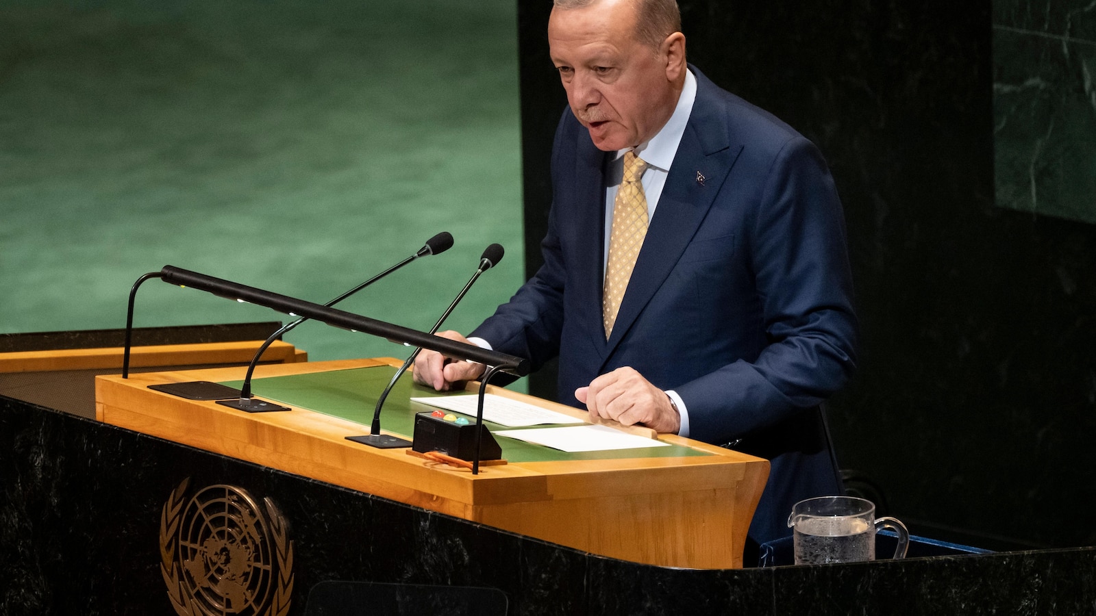 Turkish authorities detain 13 in probe targeting opposition-run municipalities