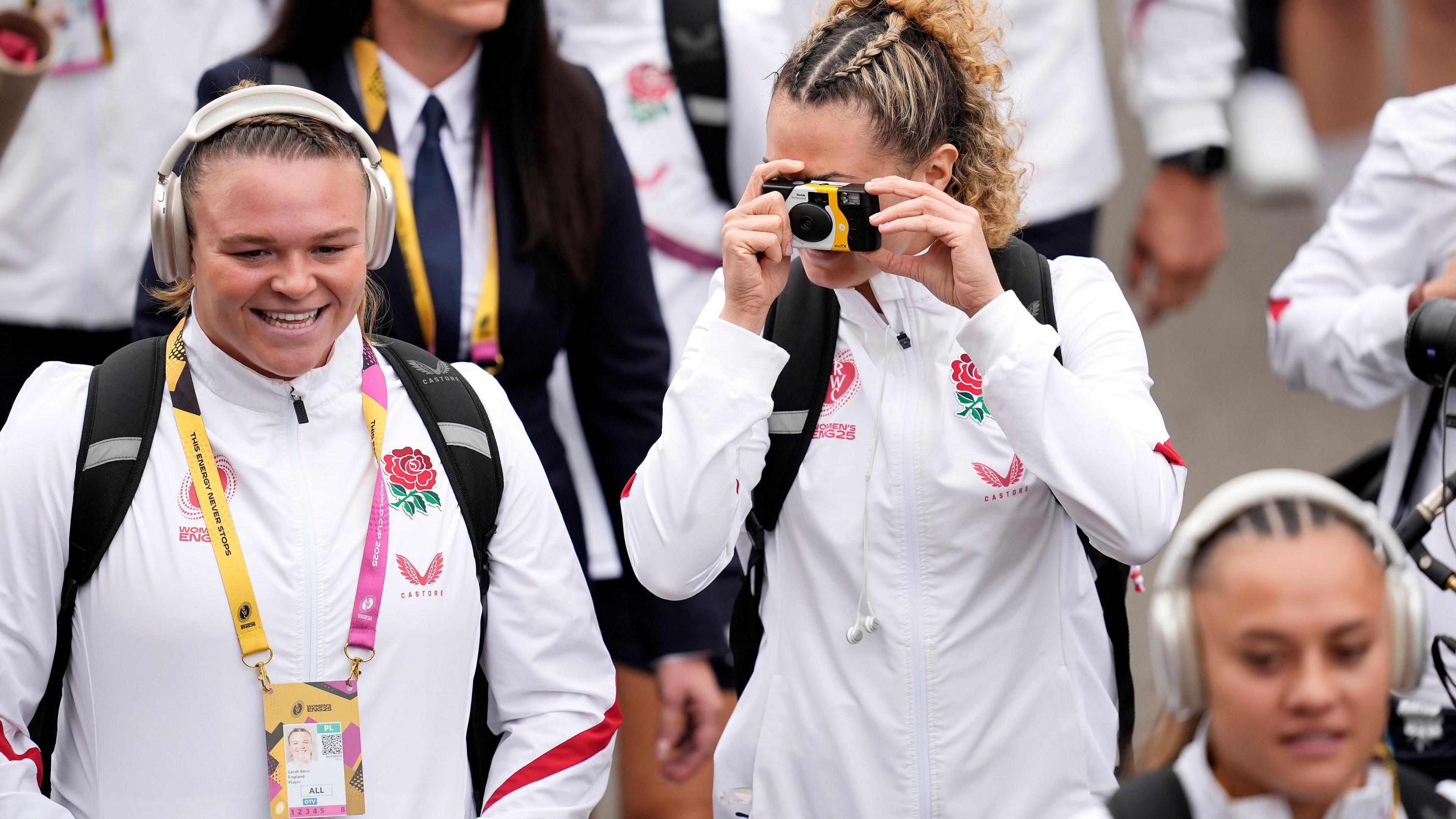 Kildunne with teammates in final stretch