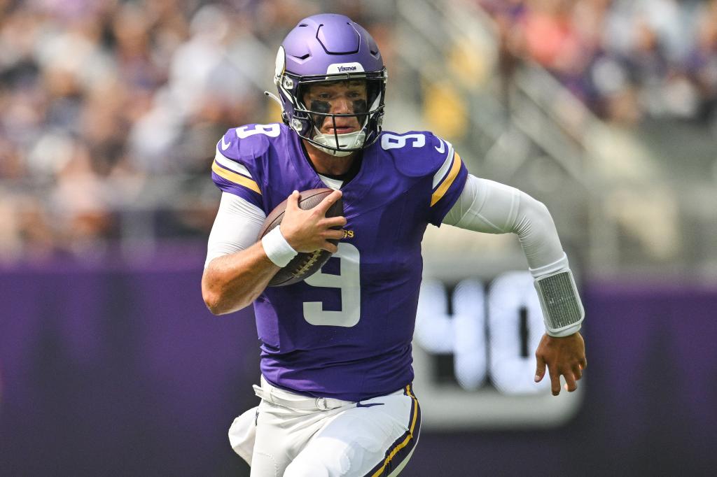 McCarthy’s mobility becomes a betting focal point as Vikings open at Bears on Monday Night Football
