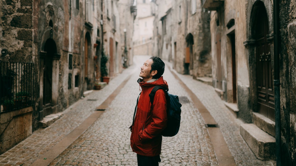 Accessories That Signal American Identity Abroad, and How Travelers Can Blend In