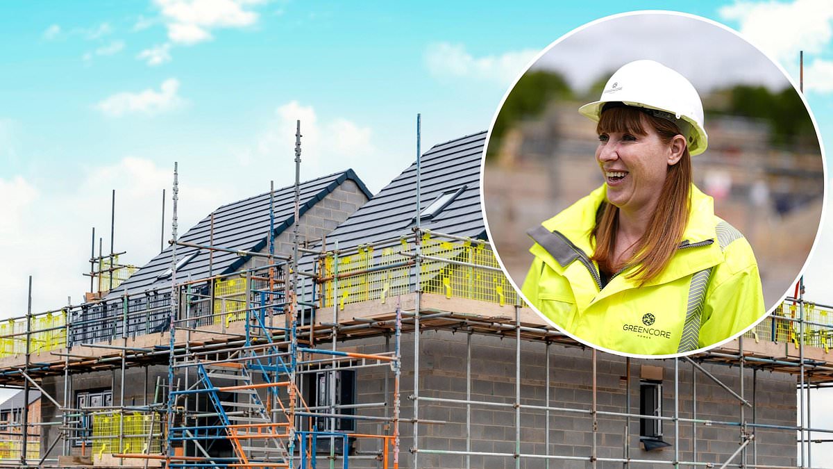 UK housebuilding slows as construction sector hits longest downturn since pandemic