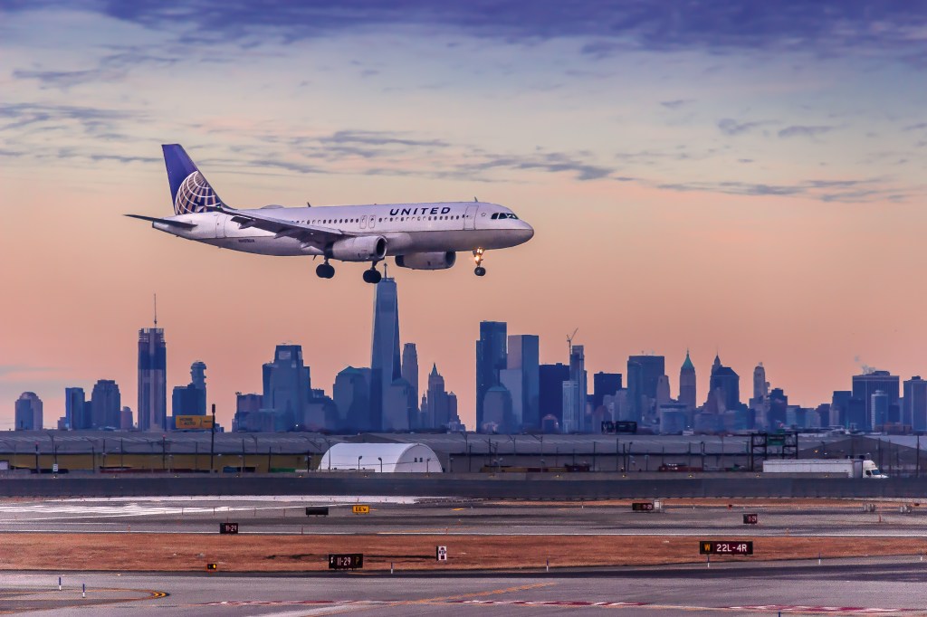 NYC Airports Mixed as National Passenger Satisfaction Rises, JD Power Finds