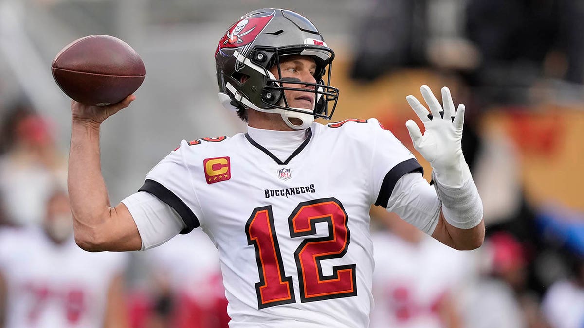 Payton eyes Brady’s role in international flag football tournament