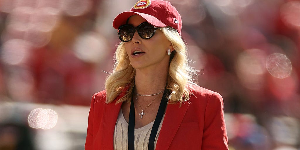 Chiefs owner’s wife mourns Charlie Kirk after Utah college shooting