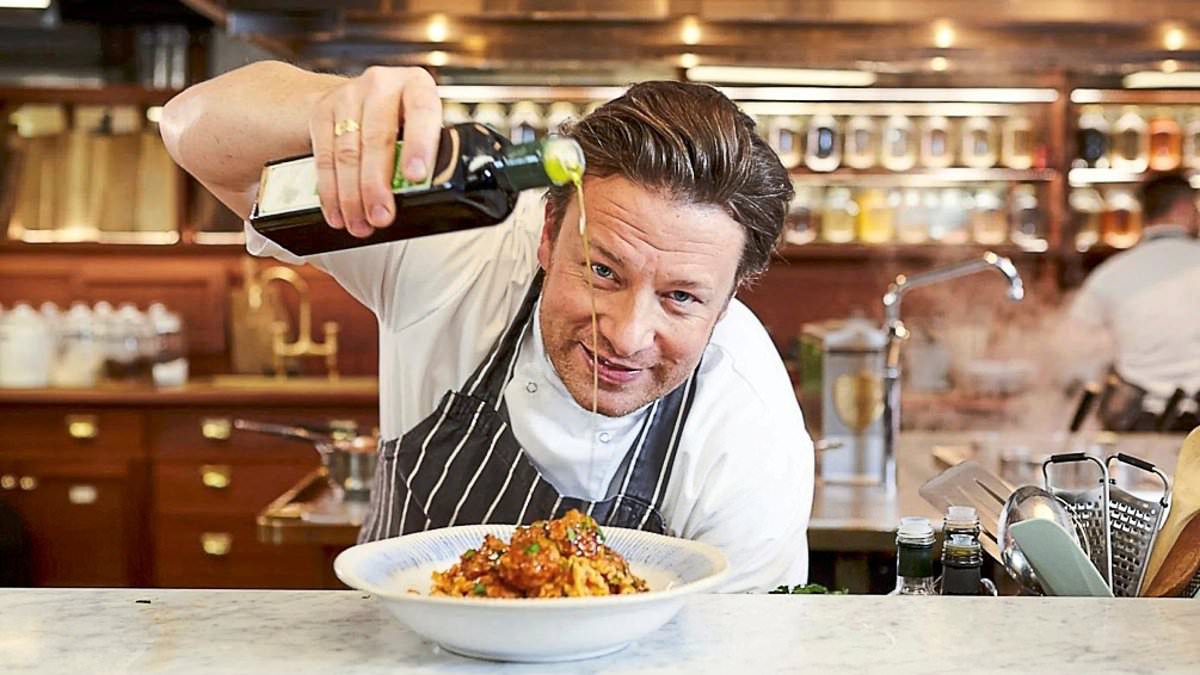 Jamie Oliver’s Jamie’s Italian relaunch draws mixed reactions from creditors six years after collapse