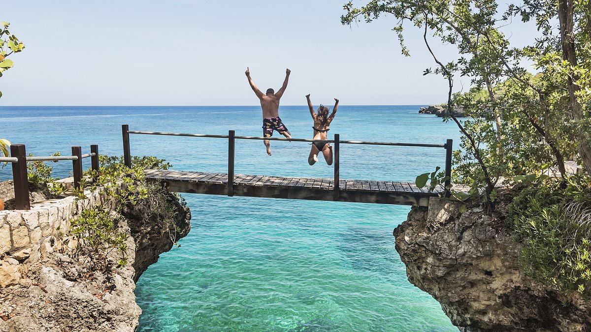 Caribbean bargains lure sun seekers this winter