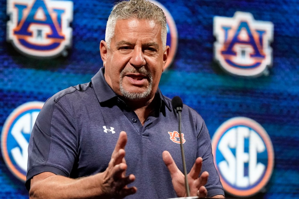 Auburn NCAA basketball head coach Bruce Pearl