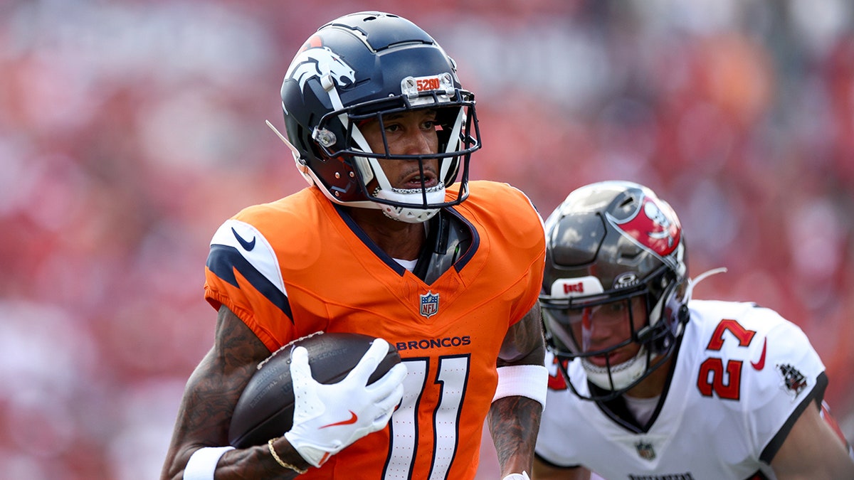 Jets receiver Josh Reynolds shot in 2024 in mistaken-identity case, later signs with Jets