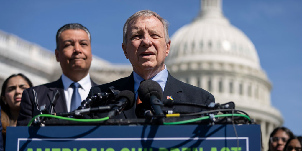 Bipartisan push to shield about 250,000 Dreamers from deportation