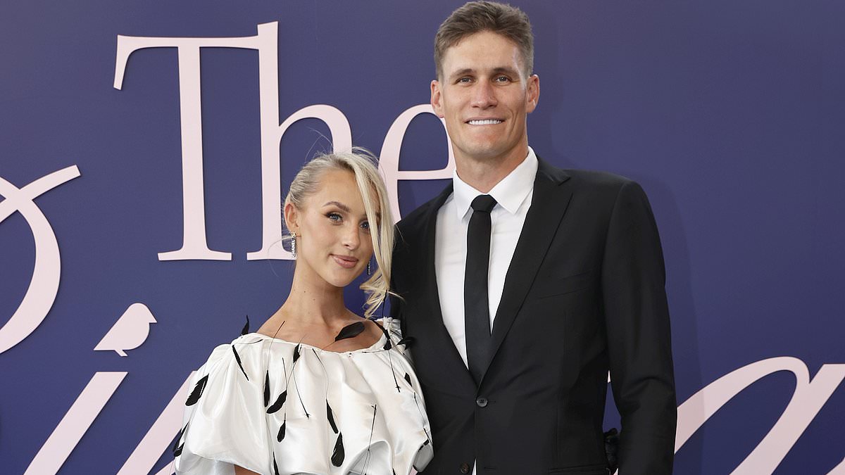 Lexi Mary attends Brownlow Medal count without Rory Lobb as engagement details emerge