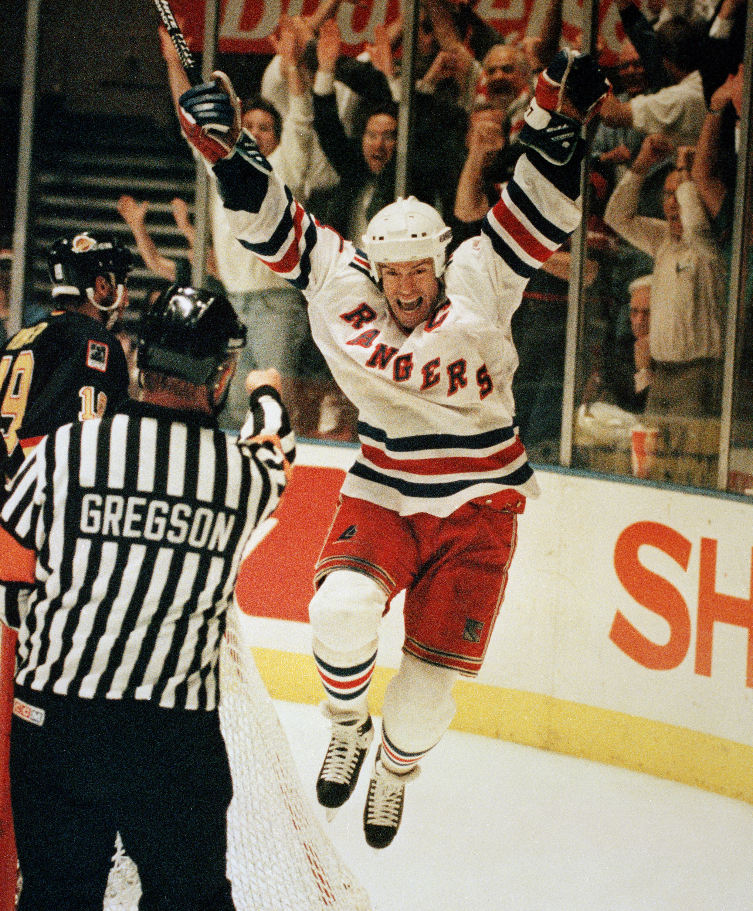 Mark Messier during a 1994 celebration