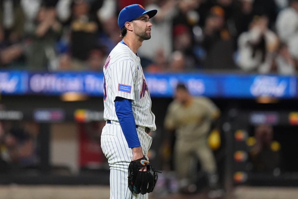 Cubs Clinch Wild Card, Mets Push for NL Showdown