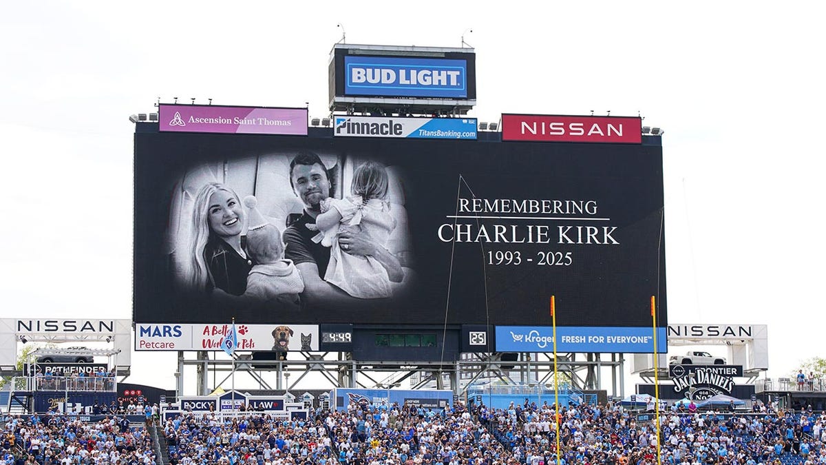 Several NFL teams hold pregame tributes to slain Turning Point USA founder Charlie Kirk