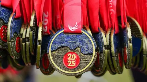 Great North Run organisers apologise after medals show Sunderland and River Wear