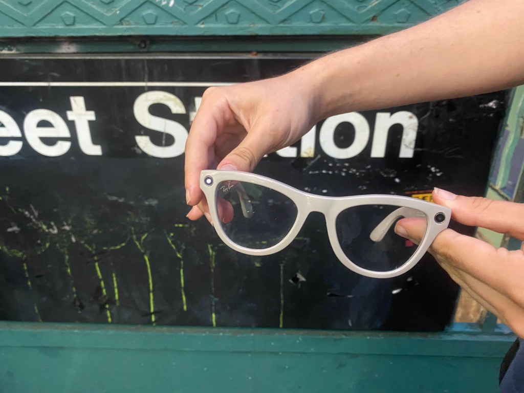 TikTokker Elizabeth Eats NYC inside a restaurant