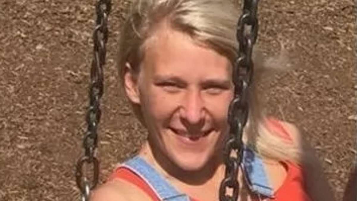 Rochdale grooming gang victim dies by suicide at 33, inquest hears