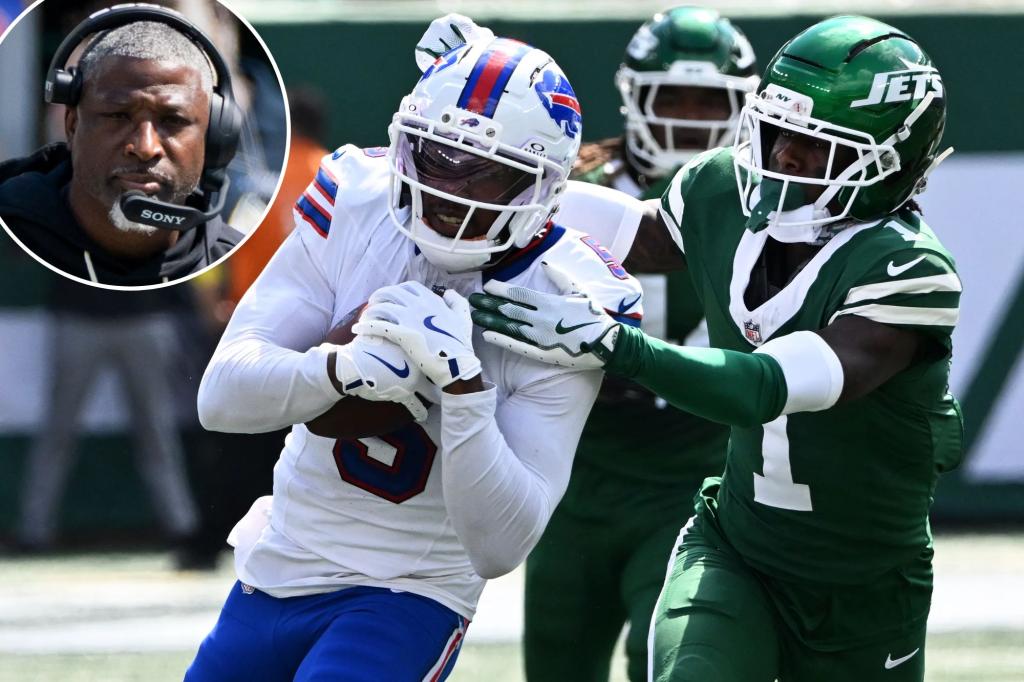 Jets' defense falters in 30-10 loss to Bills, leaving team 0-2 and raising familiar concerns