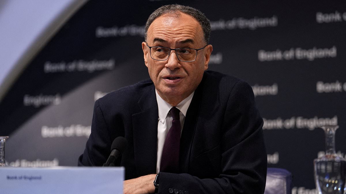 Pound falls as BoE chief hints at further rate cuts amid cautious consumer spending