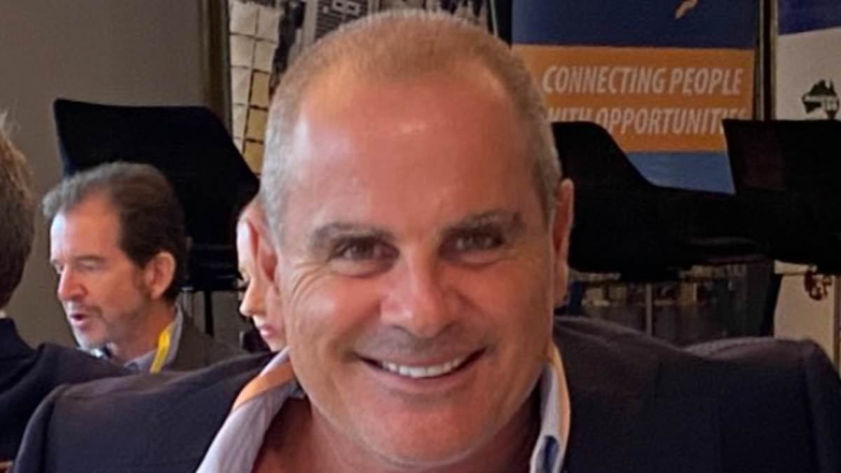 Australian travel firm linked to £1.6bn of Home Office migrant contracts amid Epping hotel protests