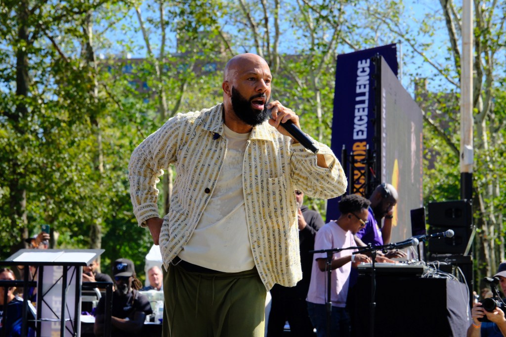 A wide view of the march across the Brooklyn Bridge
