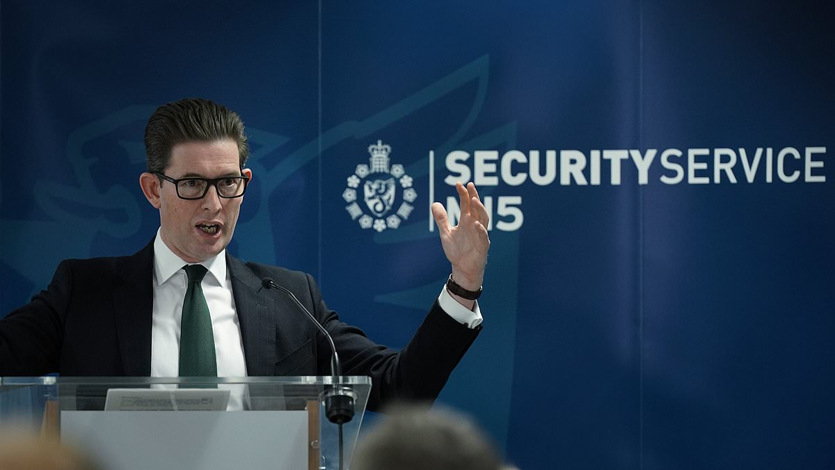 MI5 seeks public to train as undercover operatives, offering role for those who can blend into the background