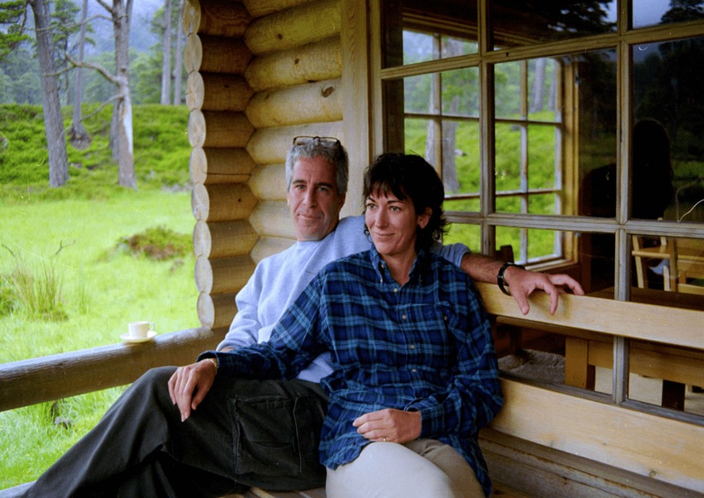 Ghislaine Maxwell with Epstein