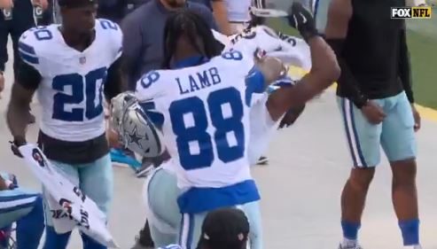 Bears stun Cowboys 31-14 as Pickens erupts after critical error