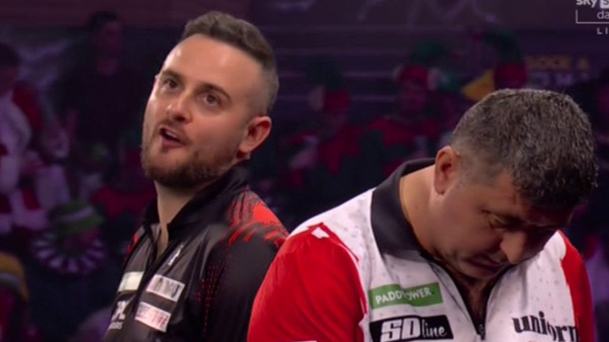 Darts star Cullen accuses Suljovic of cheating after World Championship defeat
