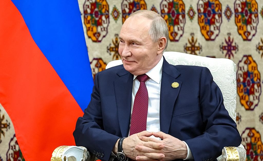 Trump urged to call Putin’s bluff as peace talks stall and Russia’s economy weakens