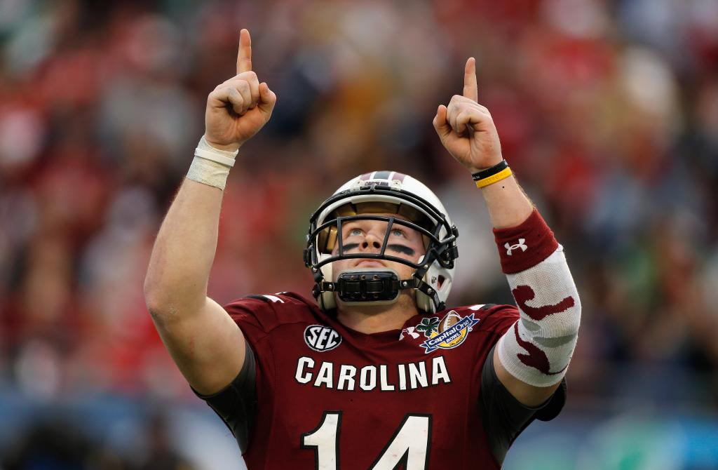 Former South Carolina QB Connor Shaw collapses while coaching his son’s football team